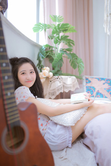 杨钰莹小说